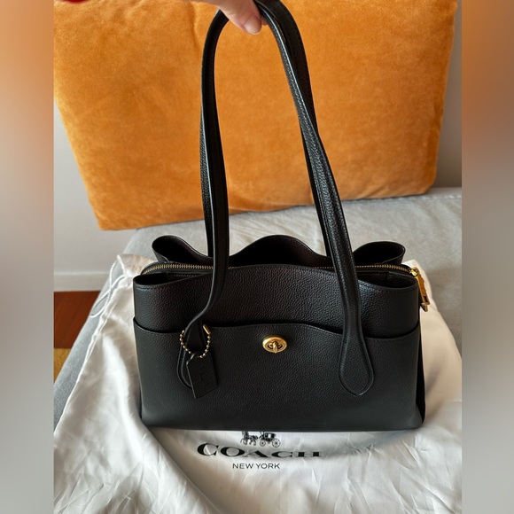 Coach | Lora Caryall Tote in Black with Brass Detailing - Picture 3 of 10